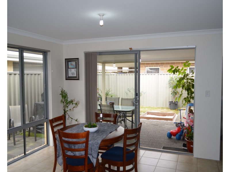 27 Liberation Street, Harrisdale WA 6112