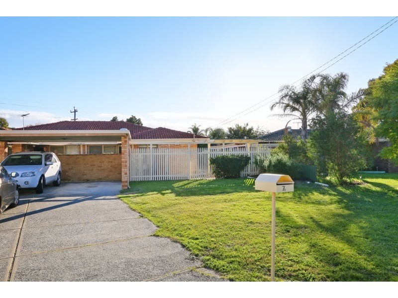7A Berala Court, Camillo WA 6111
