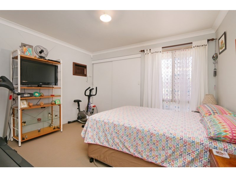 7A Berala Court, Camillo WA 6111