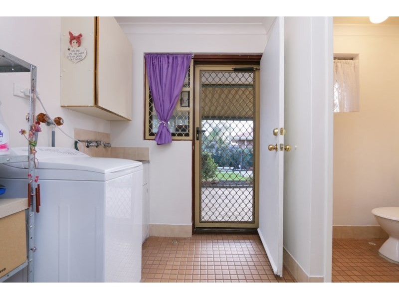 7A Berala Court, Camillo WA 6111