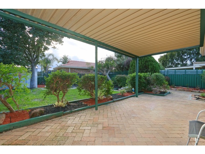 7A Berala Court, Camillo WA 6111