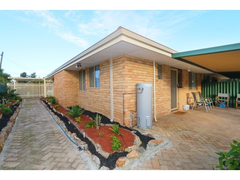7A Berala Court, Camillo WA 6111