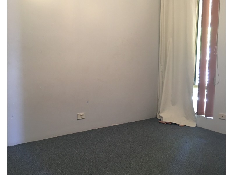 70 Dellar Road, Maddington WA 6109