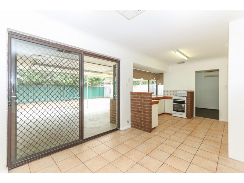 27 James Street, Gosnells WA 6110