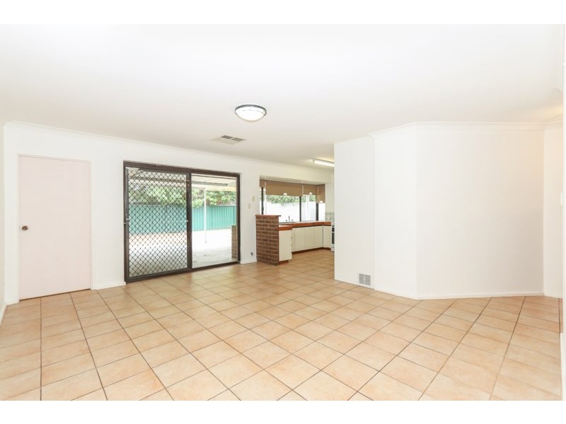 27 James Street, Gosnells WA 6110