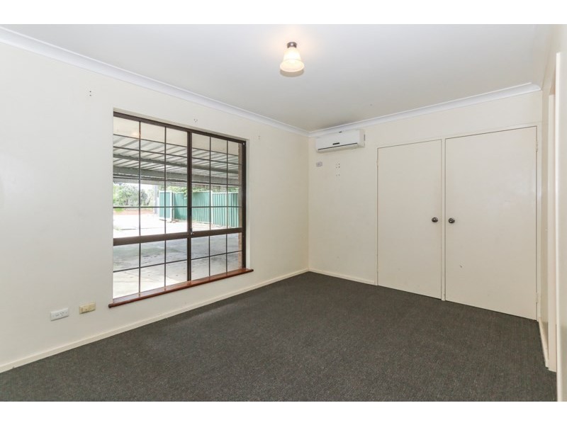 27 James Street, Gosnells WA 6110