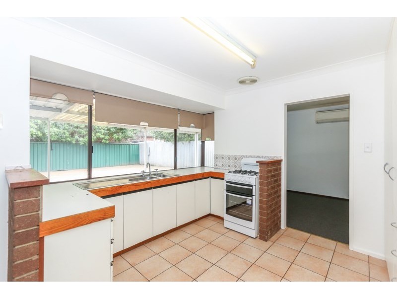 27 James Street, Gosnells WA 6110