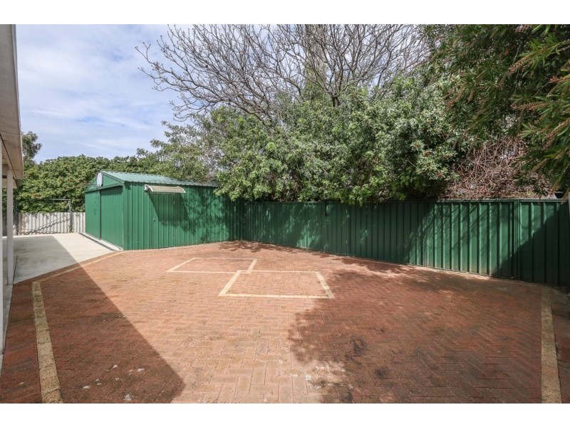 27 James Street, Gosnells WA 6110