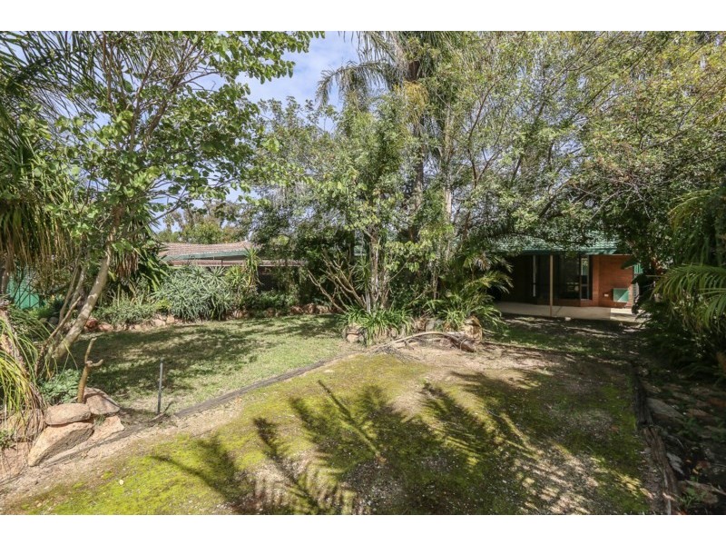 27 James Street, Gosnells WA 6110