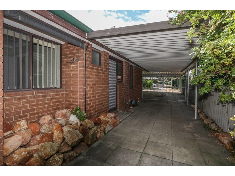 27 James Street, Gosnells WA 6110