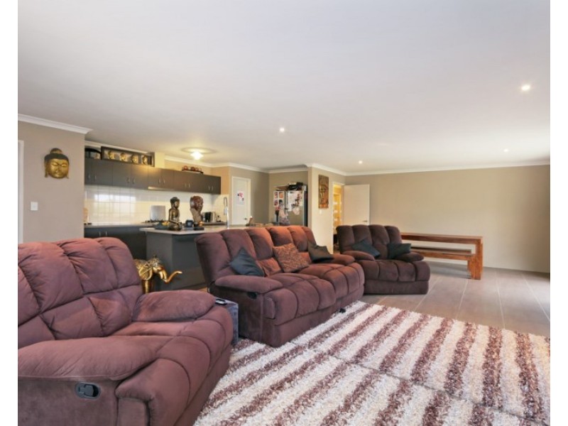 3 Cranbourne Way, Byford WA 6122