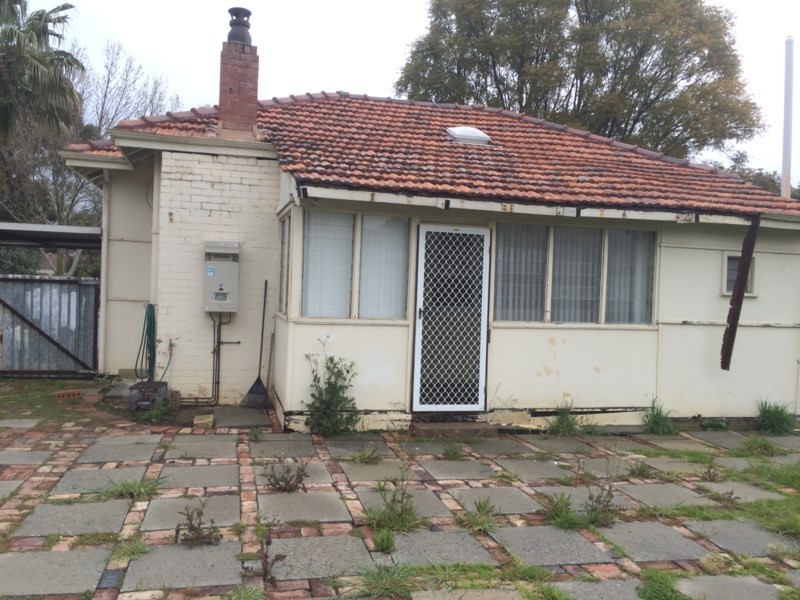 2016 Albany Highway, Maddington WA 6109