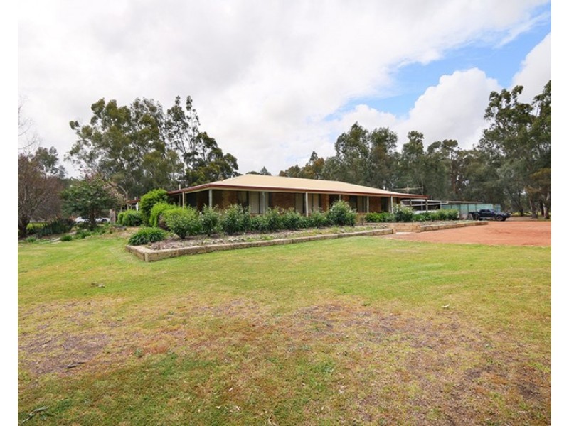 59 Rain Lover Court, Darling Downs WA 6122