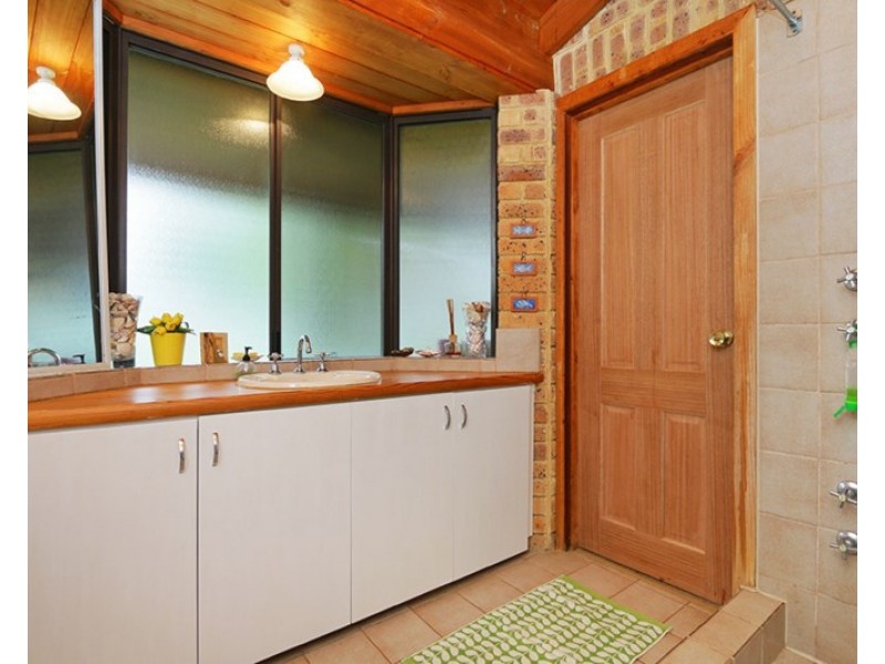 59 Rain Lover Court, Darling Downs WA 6122