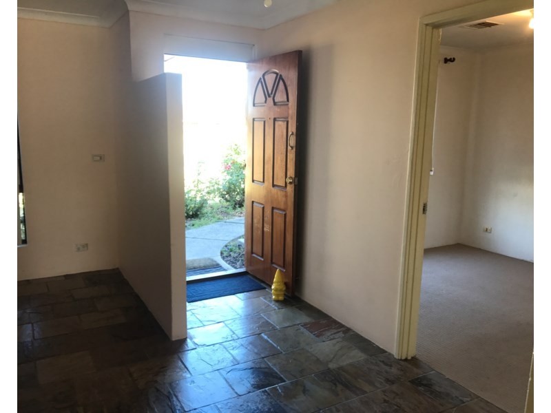 7 Compton Road, Gosnells WA 6110