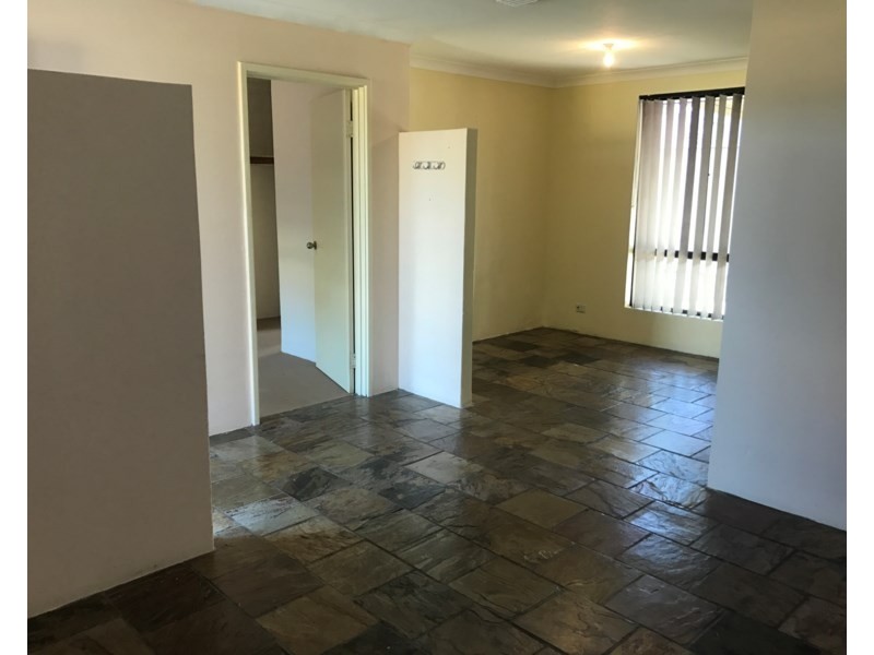 7 Compton Road, Gosnells WA 6110