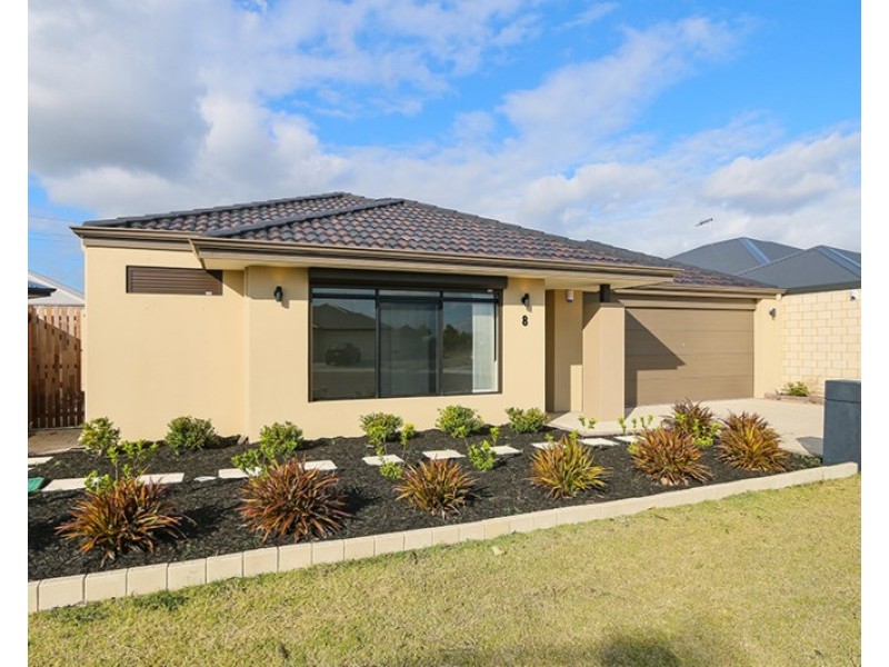 8 Elba Place, Thornlie WA 6108