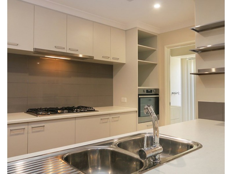 8 Elba Place, Thornlie WA 6108