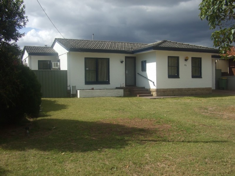 45 Eynesford Street, Gosnells WA 6110