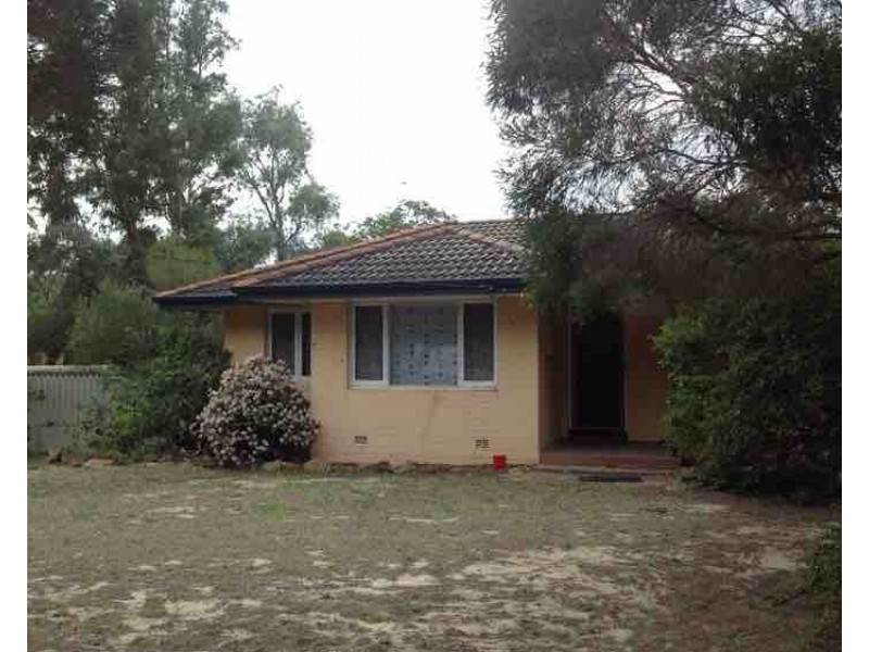 2 Broadley Place, Gosnells WA 6110