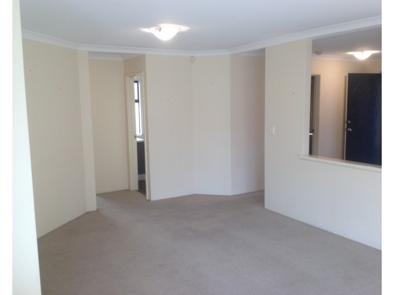 10/51 Third Avenue, Kelmscott WA 6111