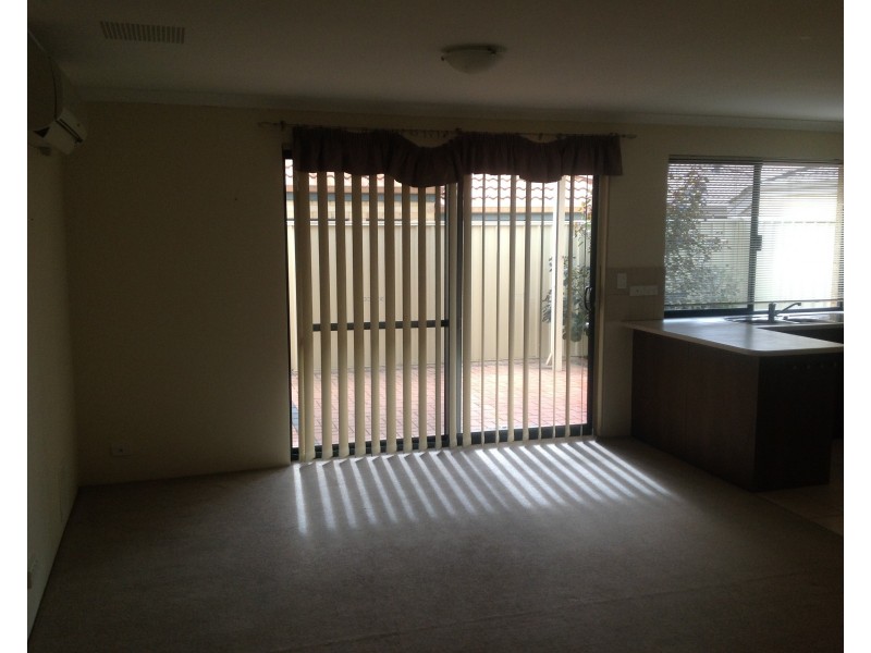 10/51 Third Avenue, Kelmscott WA 6111