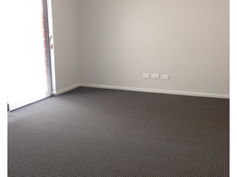 198 Warton Road, Huntingdale WA 6110