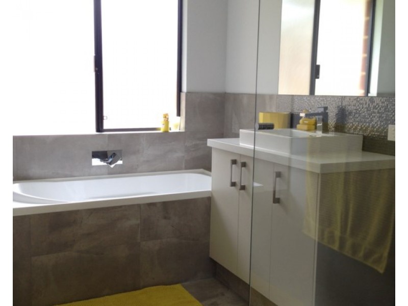 198 Warton Road, Huntingdale WA 6110