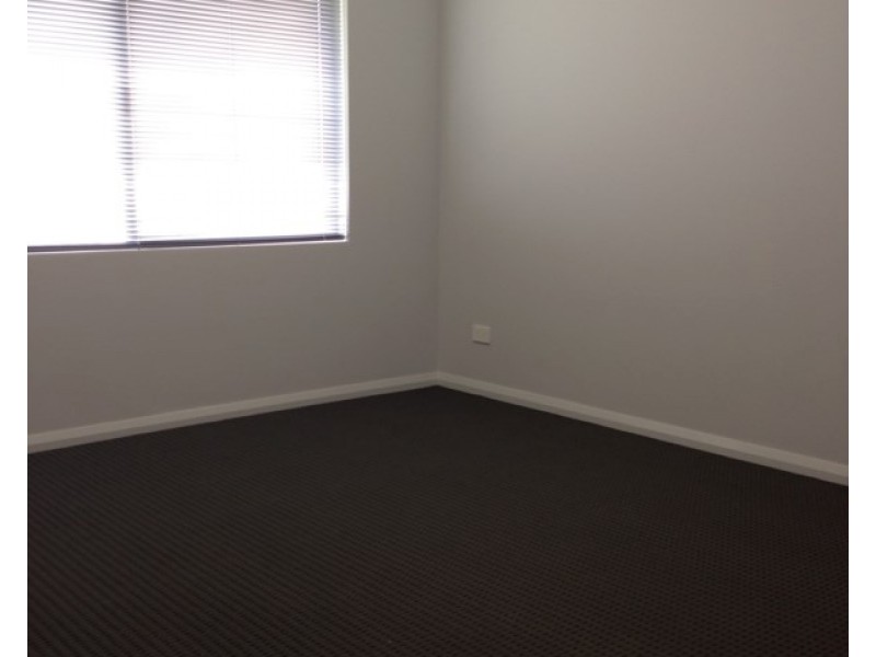 198 Warton Road, Huntingdale WA 6110