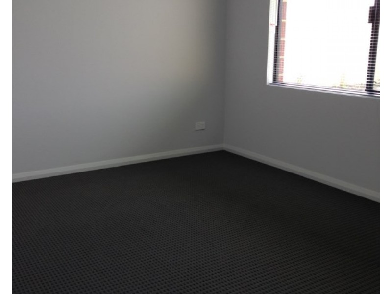 198 Warton Road, Huntingdale WA 6110