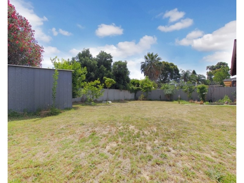 10 Haffner Court, Maddington WA 6109