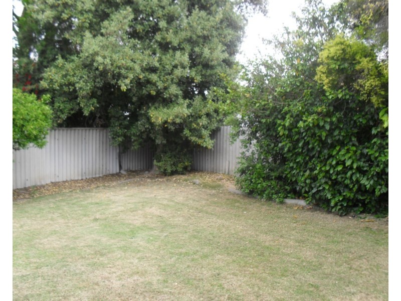 25 Rosemary Court, Huntingdale WA 6110