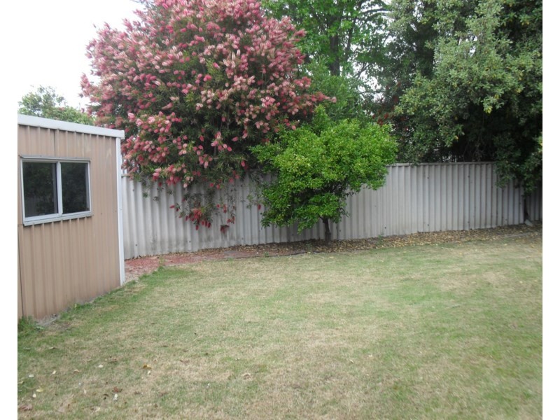 25 Rosemary Court, Huntingdale WA 6110