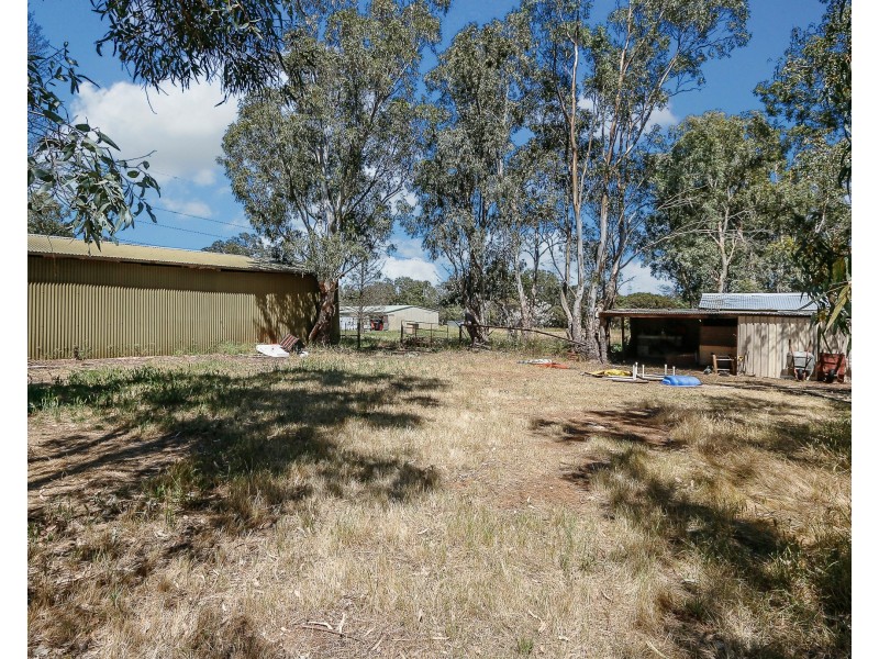 14 McKenzie Grove, Kelmscott WA 6111