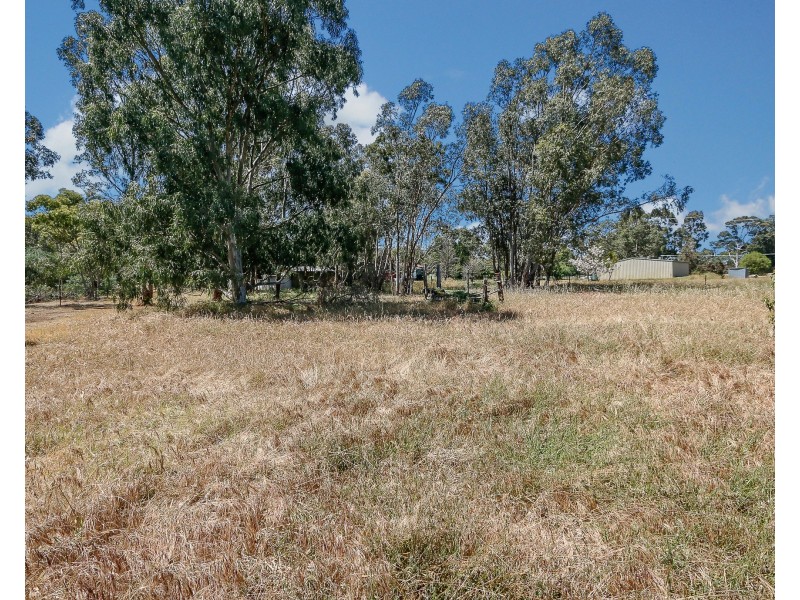 14 McKenzie Grove, Kelmscott WA 6111