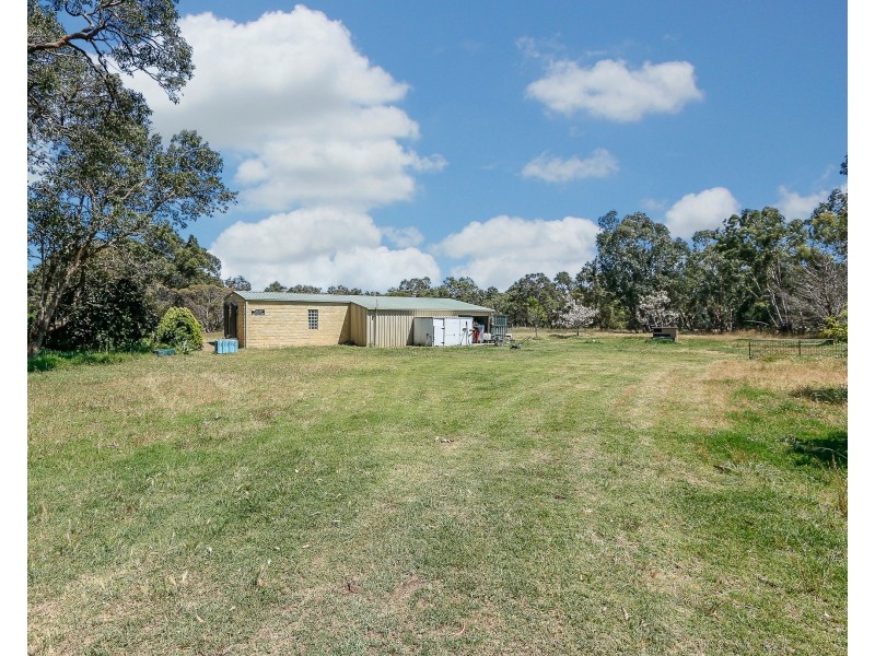 14 McKenzie Grove, Kelmscott WA 6111