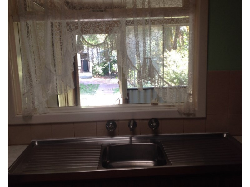 3 Colleen Street, Gosnells WA 6110