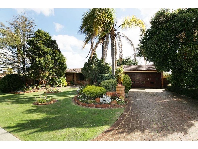 3 Viscount Court, Thornlie WA 6108
