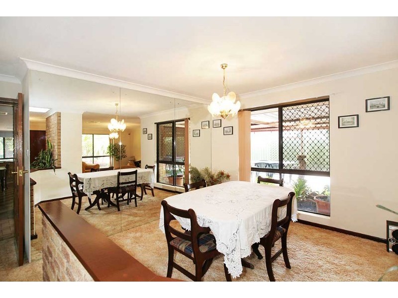 3 Viscount Court, Thornlie WA 6108