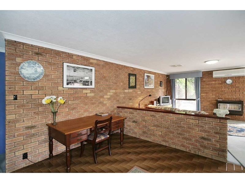 3 Viscount Court, Thornlie WA 6108