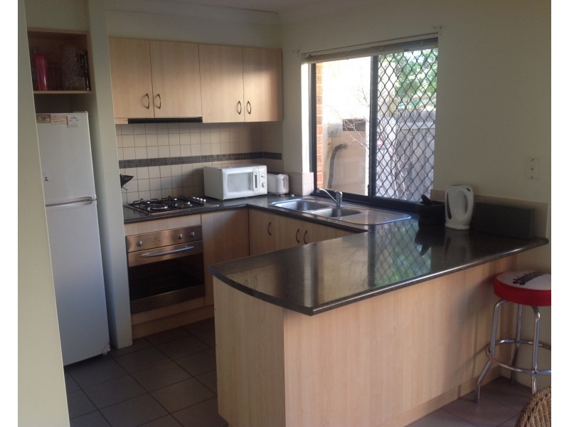 20/22 Gochean Avenue, Bentley WA 6102