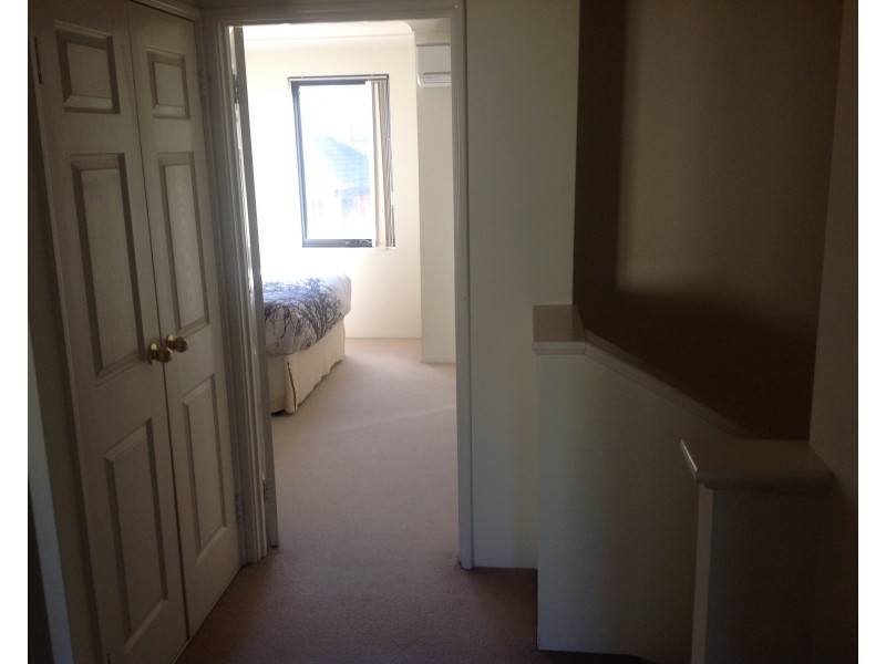 20/22 Gochean Avenue, Bentley WA 6102