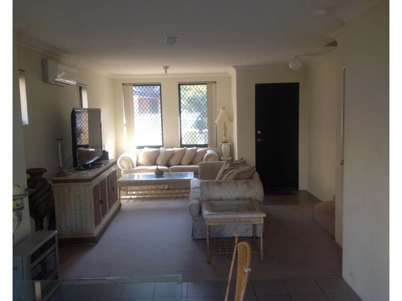 20/22 Gochean Avenue, Bentley WA 6102