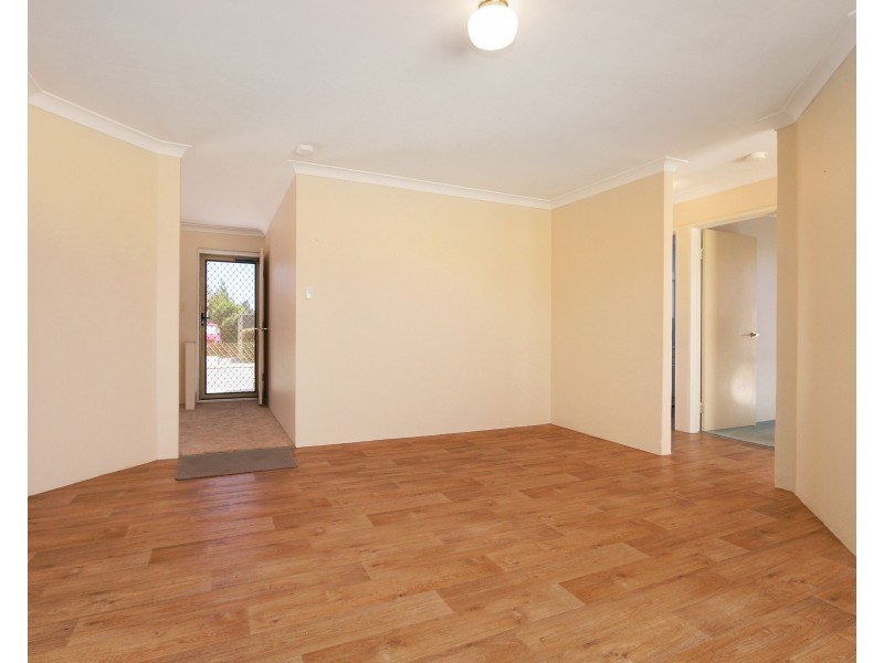 12/23 Helm Street, Maddington WA 6109