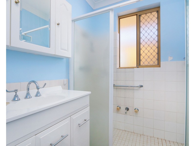 12/23 Helm Street, Maddington WA 6109