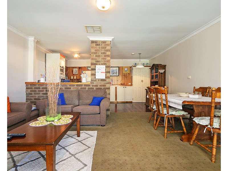 8 Mills Road West, Martin WA 6110