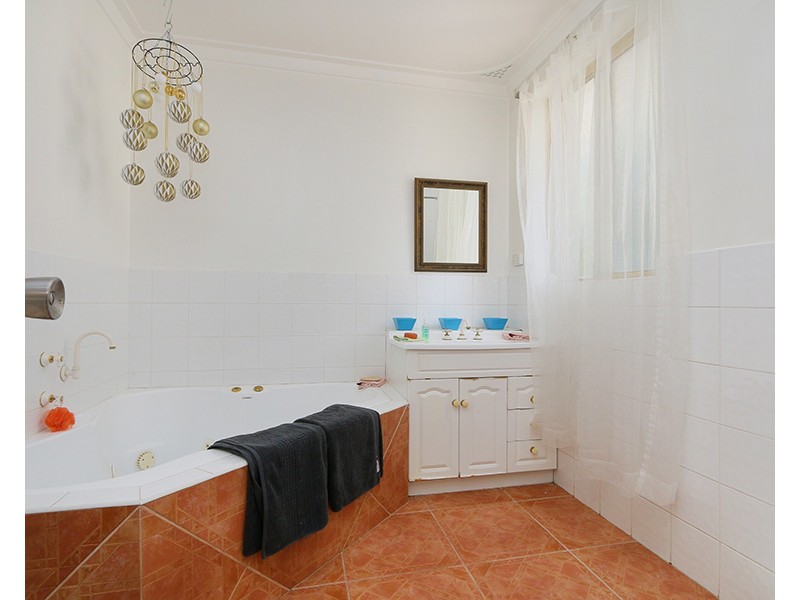 8 Mills Road West, Martin WA 6110