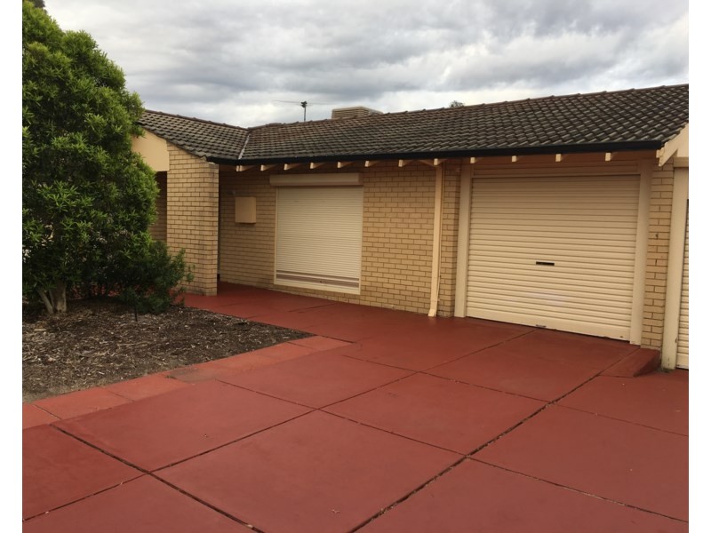 10 Malu Court, Camillo WA 6111