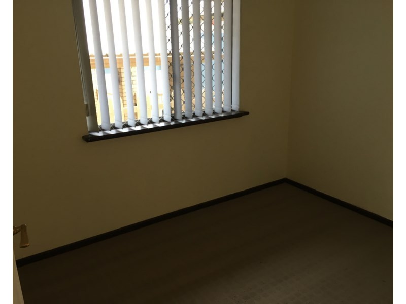 10 Malu Court, Camillo WA 6111