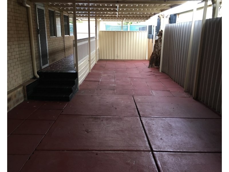 10 Malu Court, Camillo WA 6111
